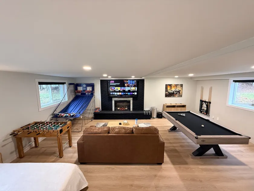 Sauna - Pool table - Foosball - Arcade - Grill - Image 1