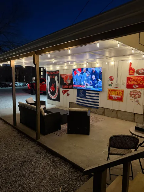 Tailgate Central - Image 1