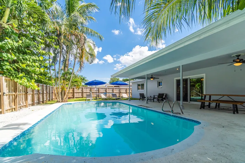 Fort Lauderdale Pool Home Villa Ping-Pong & Game - Image 1