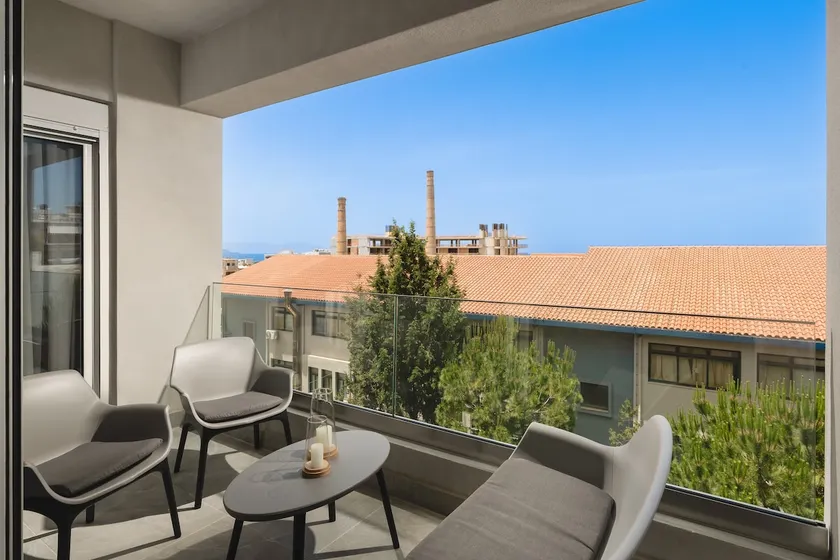 Elia City Apartments - Image 1