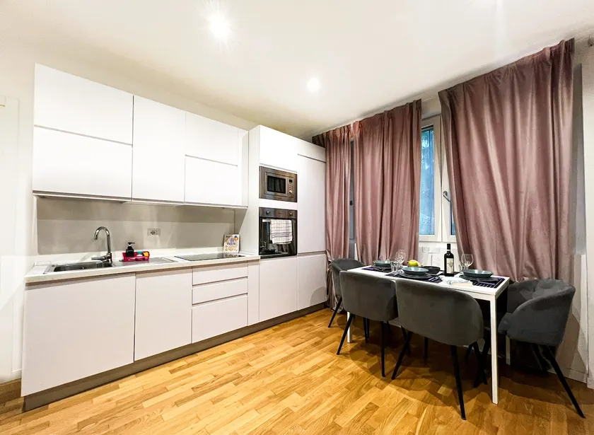Trendy Flat Navigli•2kmDuomo•10m to metro|WiFi, AC - Image 1