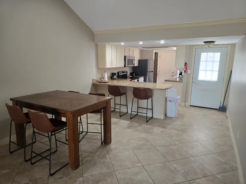 Highland Park Town Home - Image 1