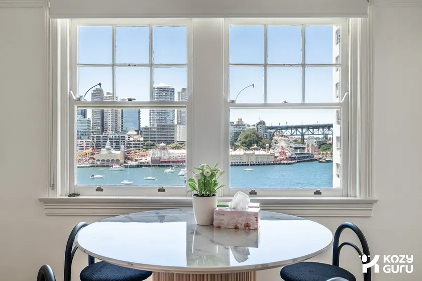 KozyGuru | MacMahons Point | Harbour Hideaway - Image 1
