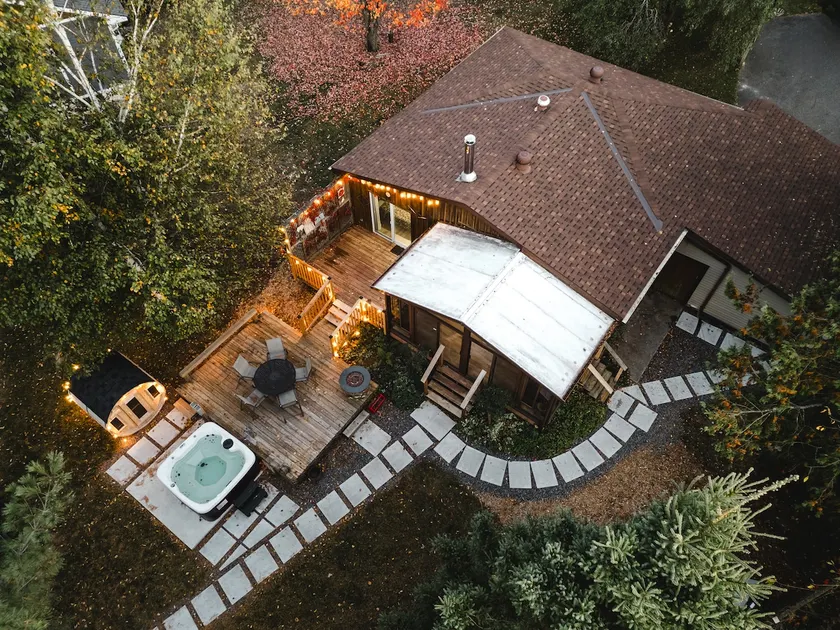 [The River Nest]Cozy getaway with hot tub+Sauna - Image 1