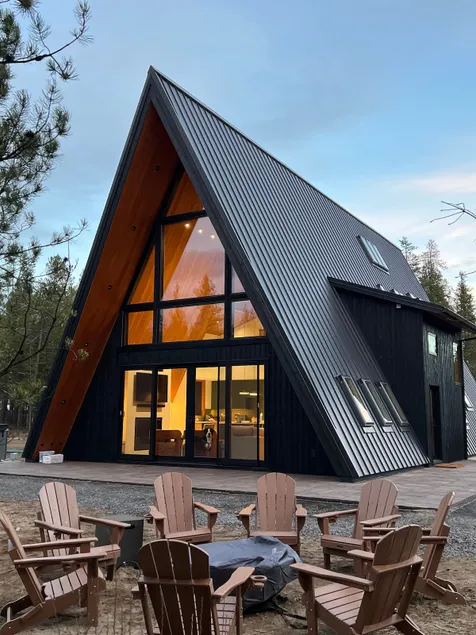 Luxury A-Frame •Fire Pit •Hot Tub •Bachelor views - Image 1