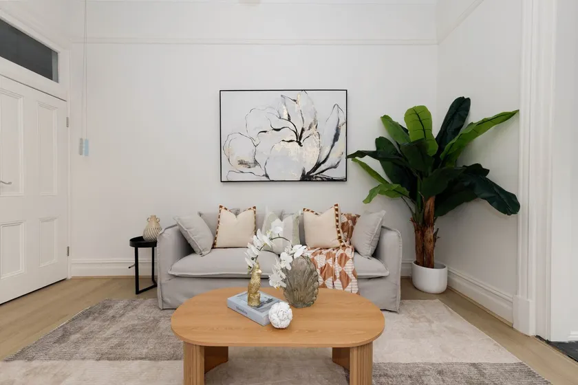Spacious 3BR Family Home at Central Chatswood - Image 1