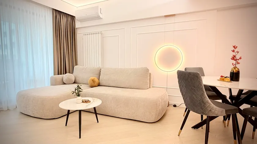 City Spark | Elegant 2BR Haven - Image 1