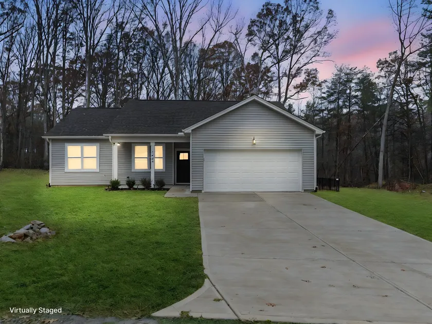 Cozy Norman Retreat | 4BR Home Near Lake Norman - Image 1
