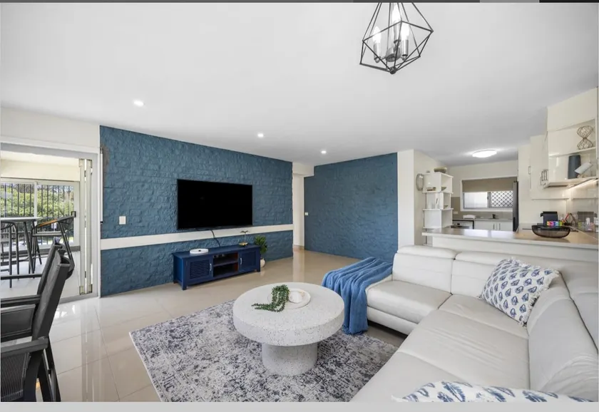 Sunshine Coast Beachside Escape - Image 1