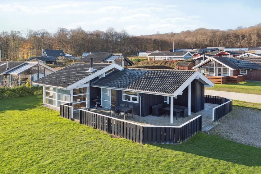 Seaview Cottage With Sauna Near The Beach - Image 1