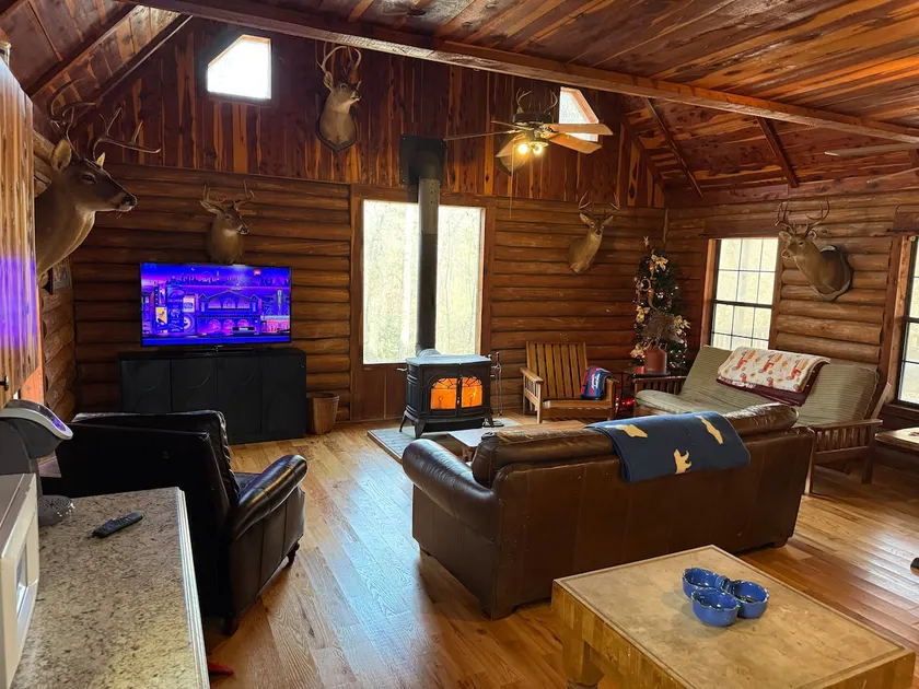 Kenny’s log cabin. - Image 1