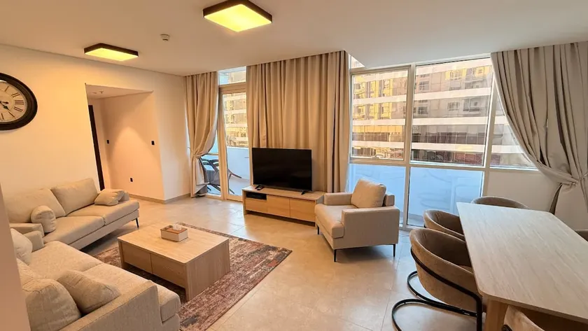 Stylish 2BR •HillsAvenue Private NearAirport Pool - Image 1