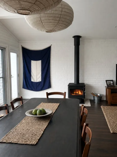 Skippers Hideaway – Coastal Stay Near Beach & Lake - Image 1