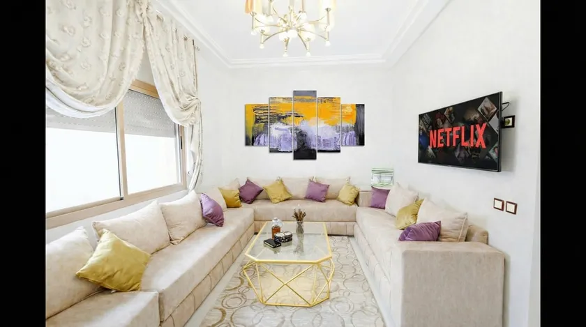 Contemporary City Retreat in Central Fes - Image 1