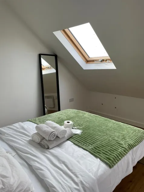 Lovely Studio flat for group of 4 - Image 1