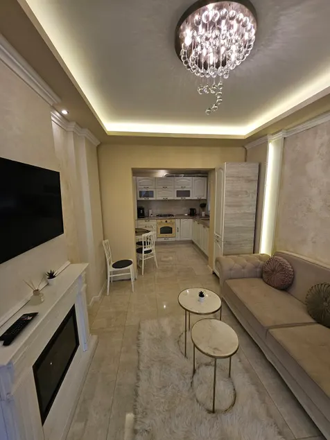 Amazing Family Delight 2 - Image 1