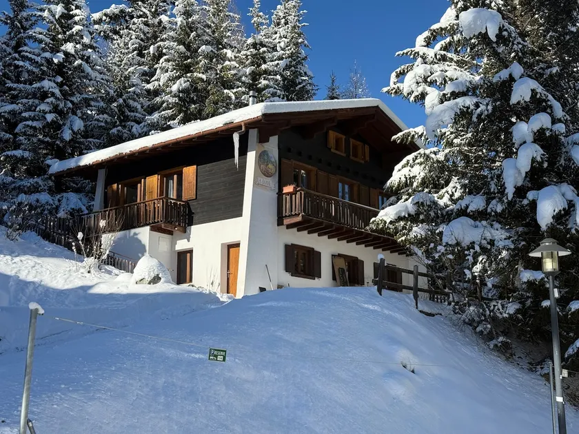 Beautiful chalet, jacuzzi, 8 beds, right in the center - Image 1