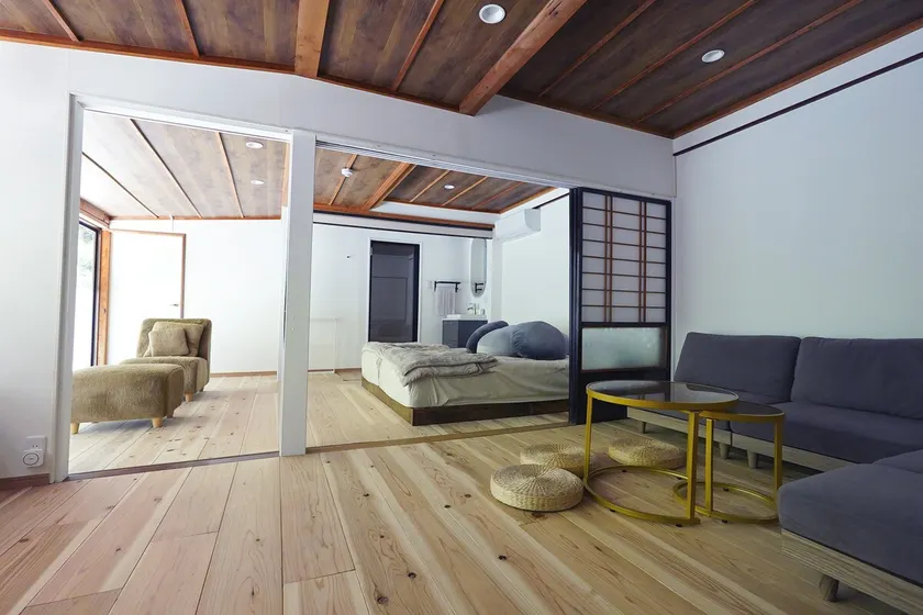 An old house with a storage sauna and an outdoor air bath terrace <Sakae no Ma> - Image 1