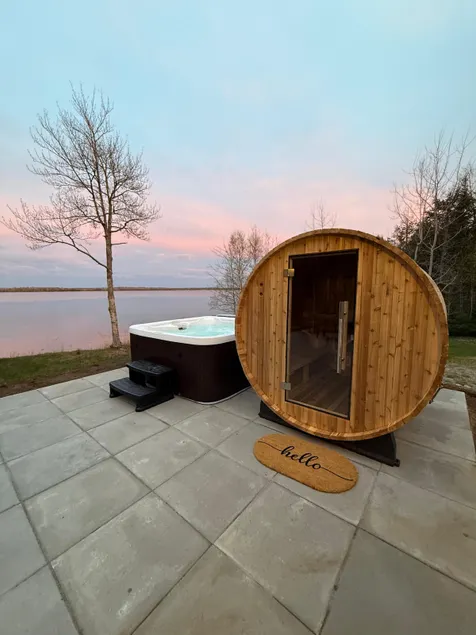 Newly Renovated, Lake House Beauty close to Acadia - Image 1