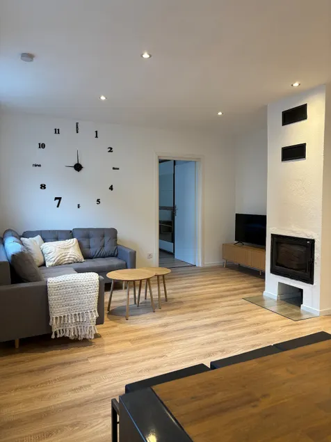 Modern apartment with feel-good factor - Image 1