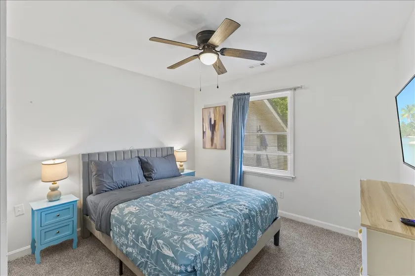 Stylish 2BR Stay for 6: Monthly Discount - Image 1