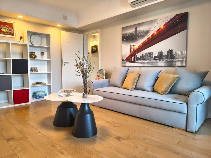 New. Opera Golden. 2BR Awesome View of Main Square - Image 1