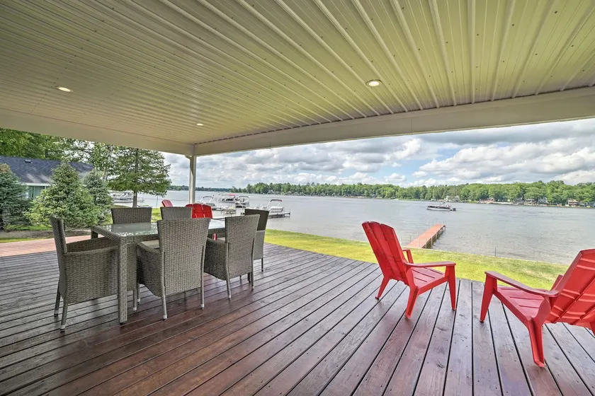 Hale/long Lake Retreat w/ Kayaks & Boat Dock - Image 1