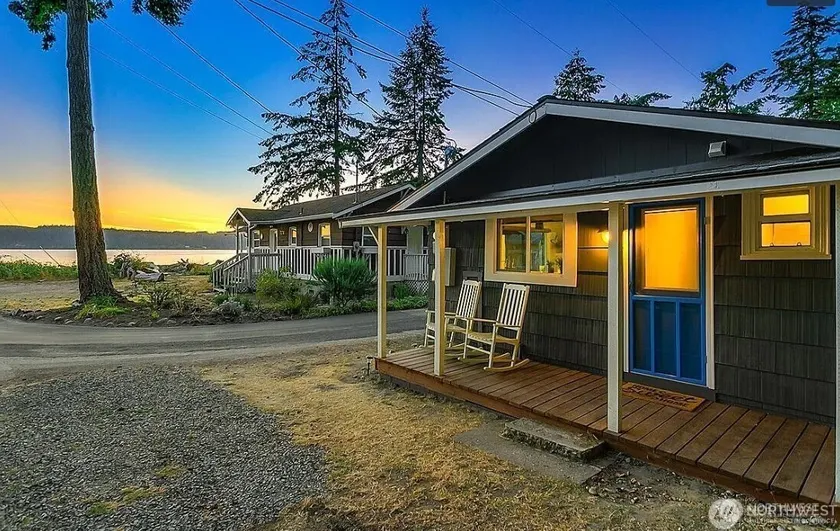 Camano Island Retreat - Image 1