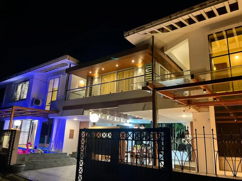 Blue Moon Villa 5 BHK Lonavala by explorer stays - Image 1