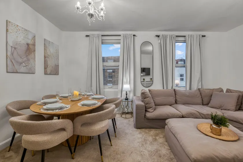 Camden 2BR Gem · Sleeps 5 · Prime Location - Image 1