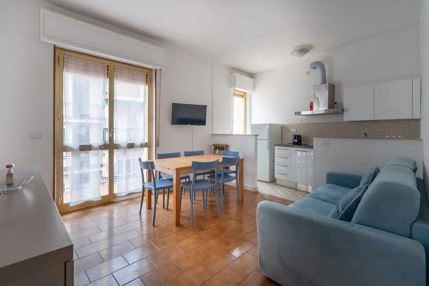 Andora,7 guests, Terrace, Walk to beach - Image 1