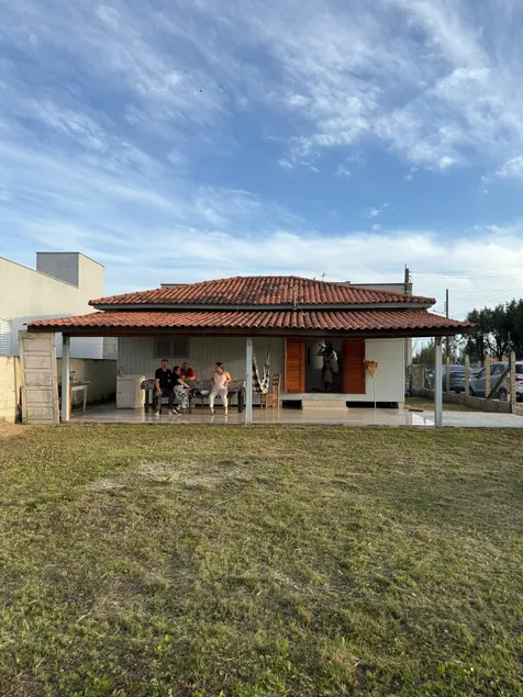 Beach house (Balneário Camacho) - Image 1