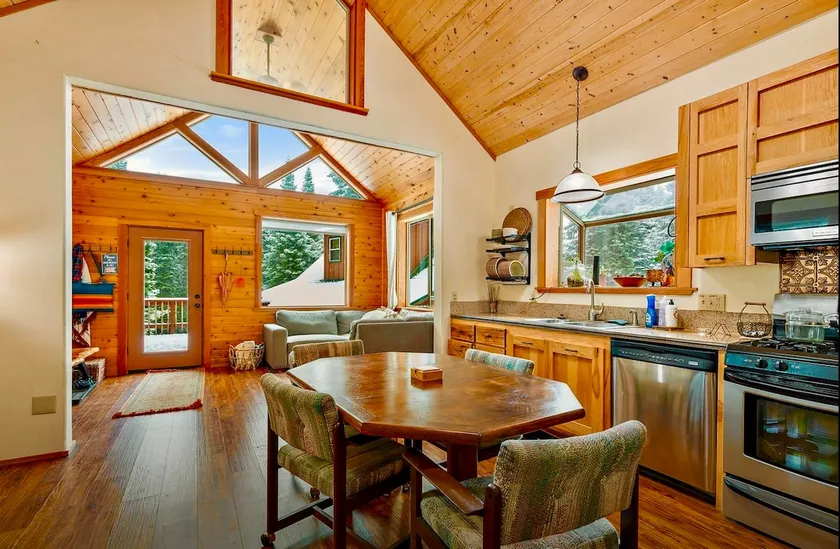 Enchanting Cozy Cabin - Image 1