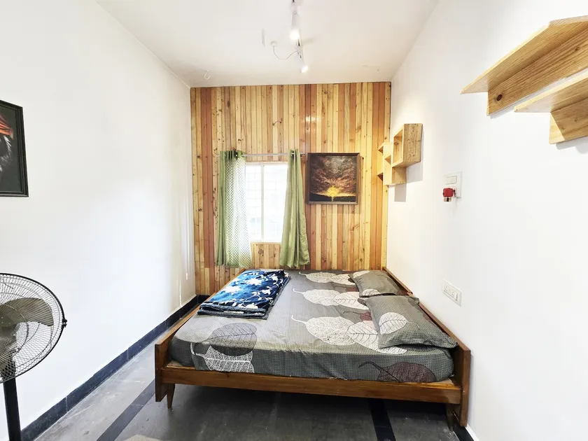 1 Room Kitchen, Couple Friendly - Image 1