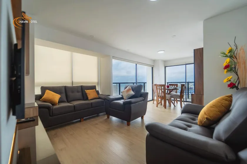 Elegant Oceanfront Malecón - 3 suites - 3 bathrooms - Image 1