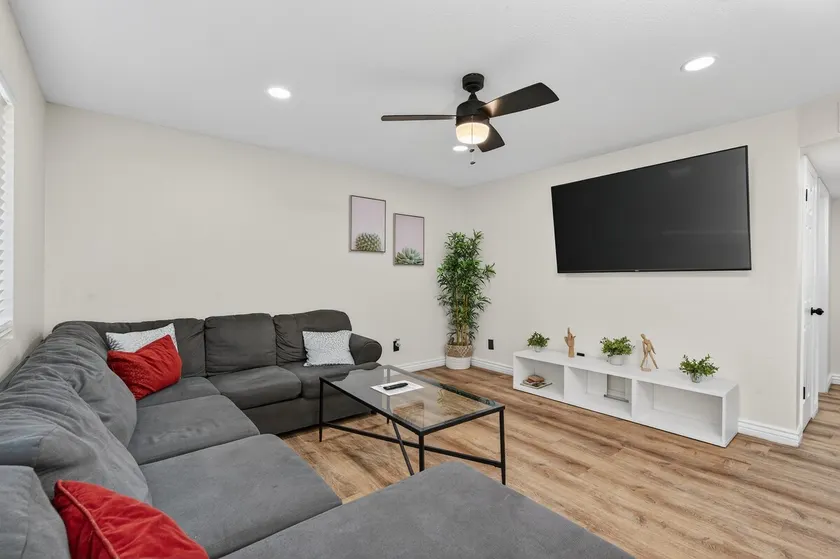 Urban Tempe Getaway, Spacious 2BR Next to ASU - Image 1