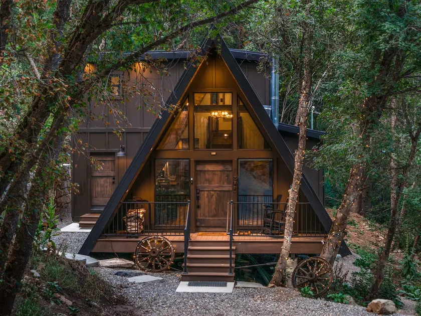 Newly remodeled A-frame 5 min drive to Sundance - Image 1