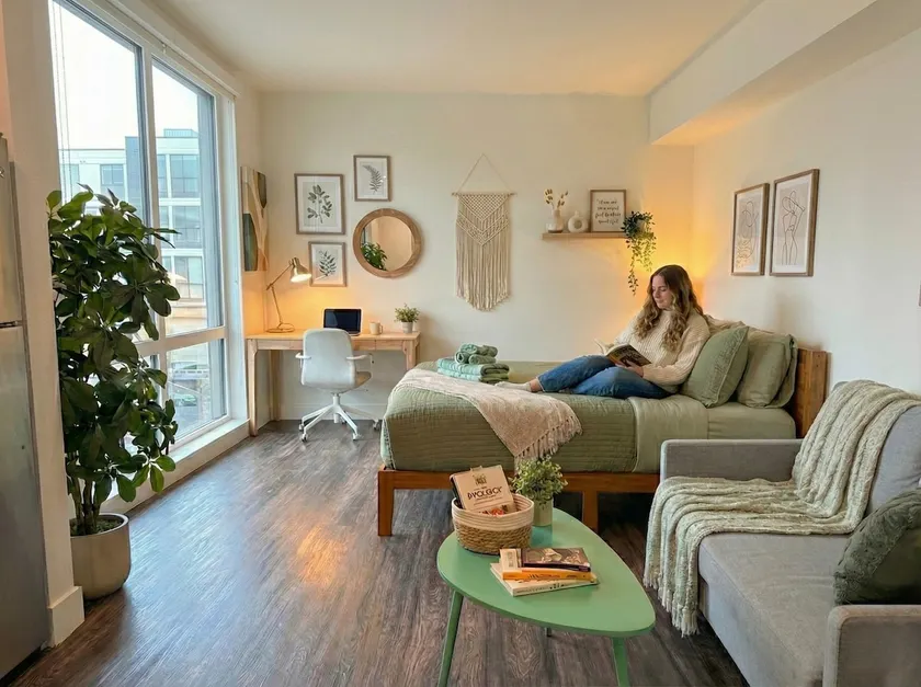 Cozy studio in heart of Santa Monica free parking - Image 1