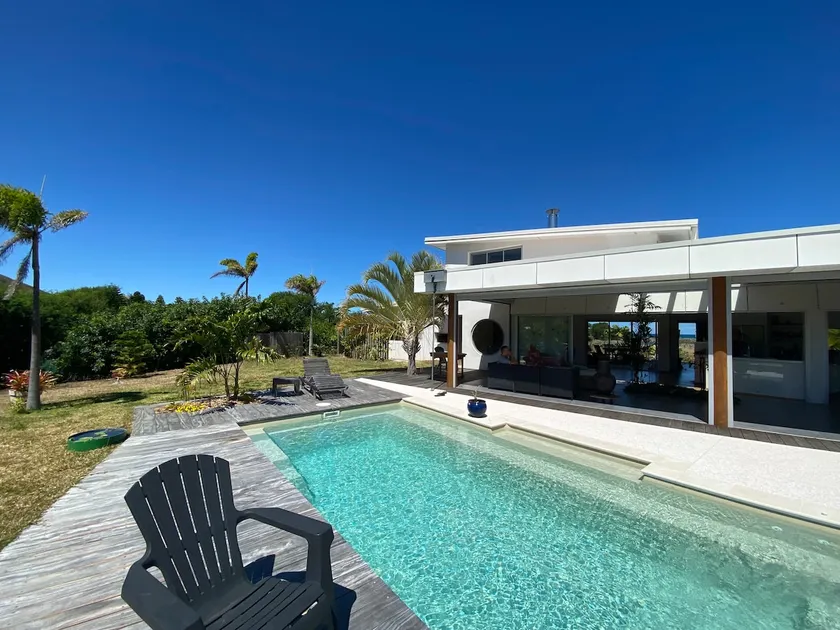 Modern villa on the canals with sea view - Image 1