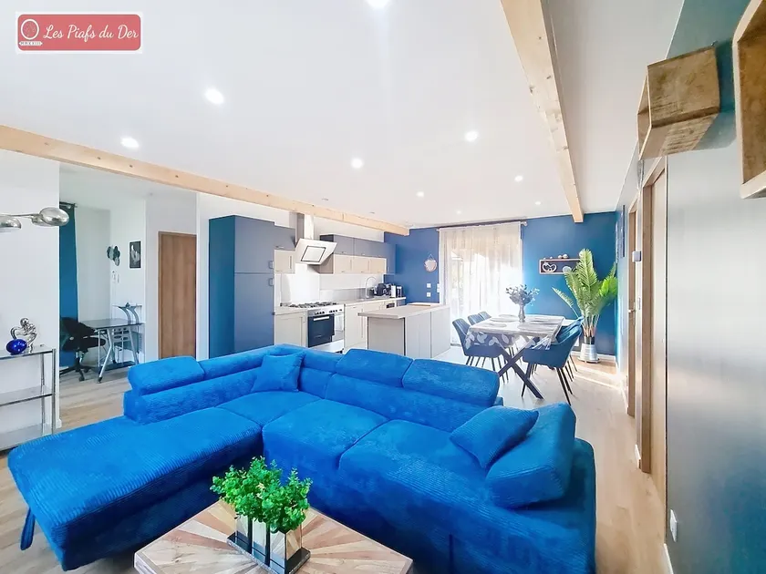Le Faucon Pèlerin Vacation Rental - Image 1