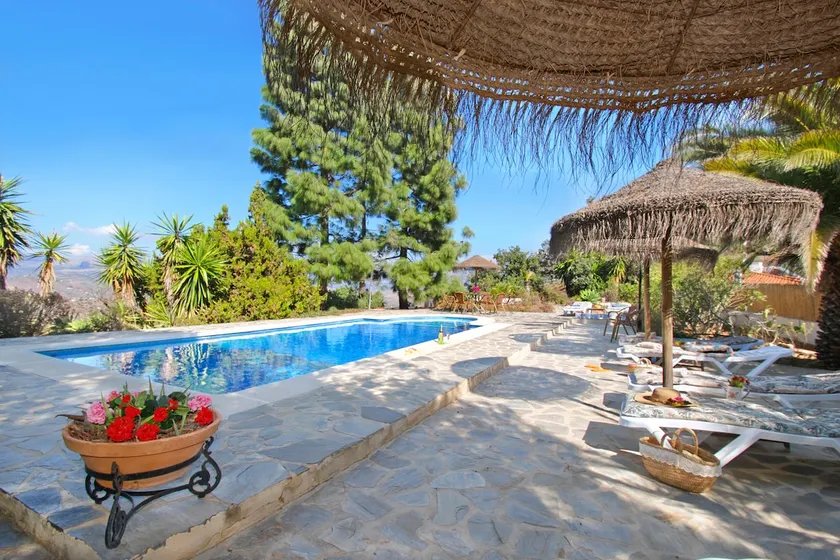 El Patio de la Loma – with heated pool - Image 1