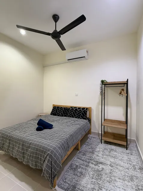 Hikari Nest Homestay - 3 Aircond Bedrooms & Wi-Fi - Image 1
