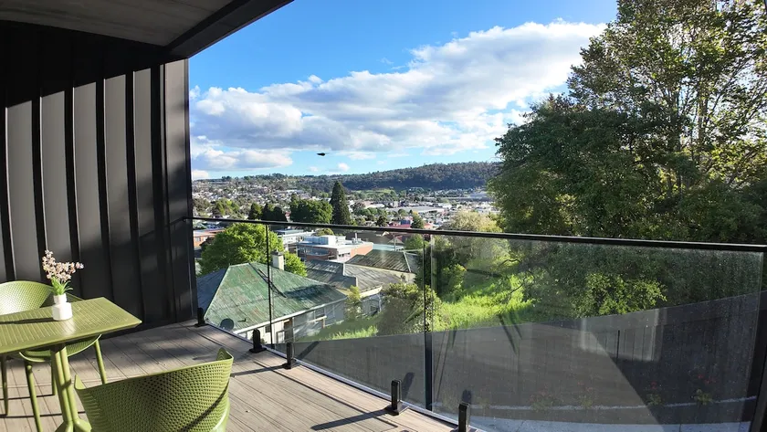 Howick Heights Unit 3, Inner Launceston Living - Image 1
