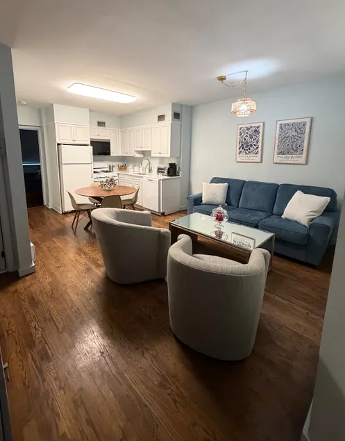 Modern Hoboken 2 BR Near PATH and NYC - Image 1