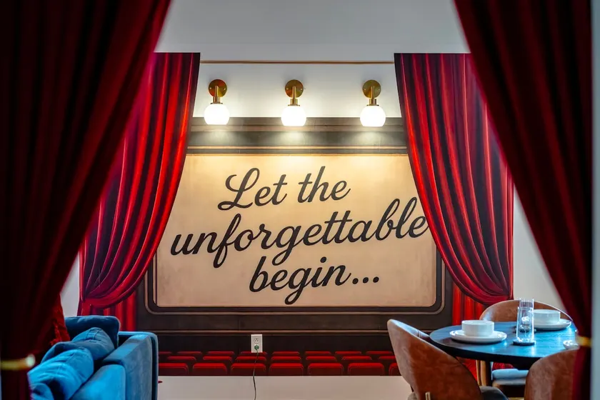 *NEW* Movie-themed, Speakeasy, Games, HotTub, Pets - Image 1