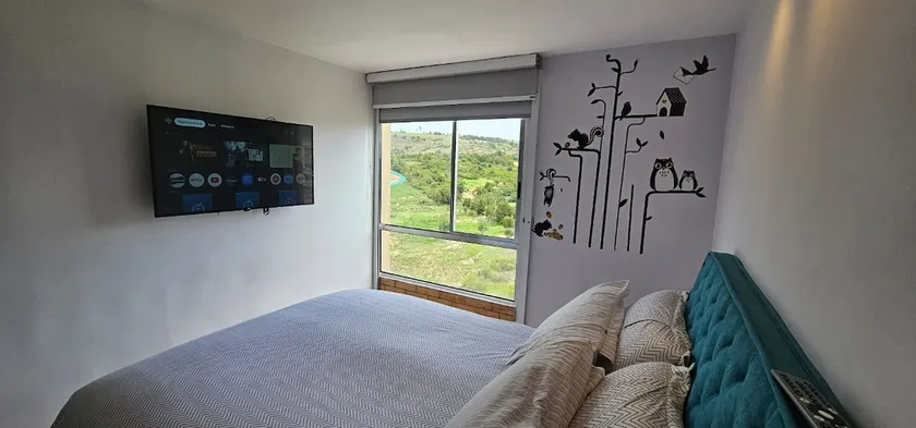 Mirador Studio 12 - Image 1