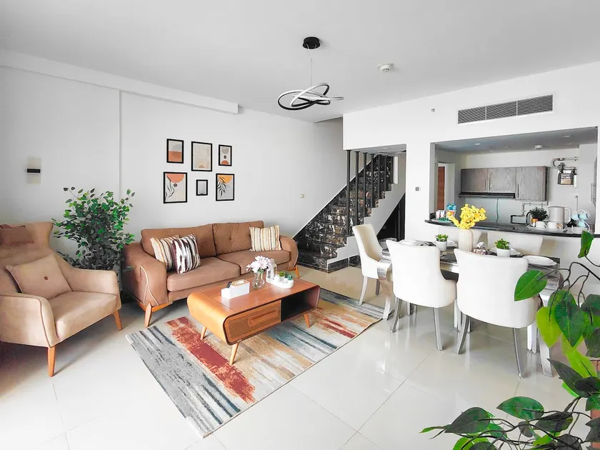 Elevated 2BR | Stunning views • Pool & Mall Access - Image 1