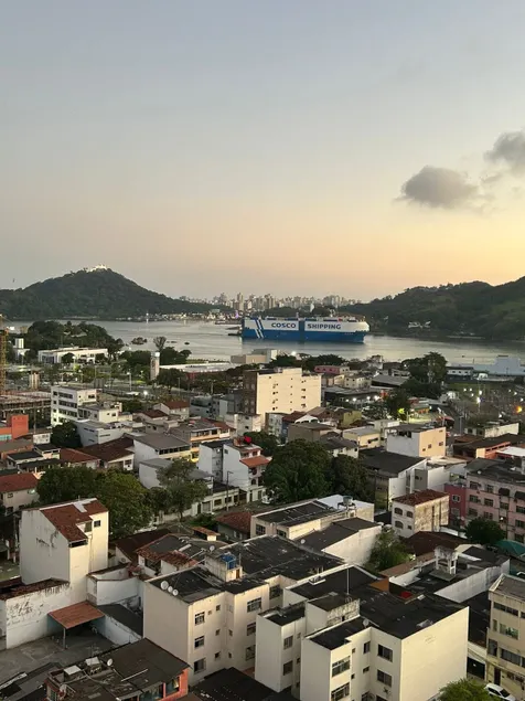 High Standard Apartment with Stunning View - Image 1