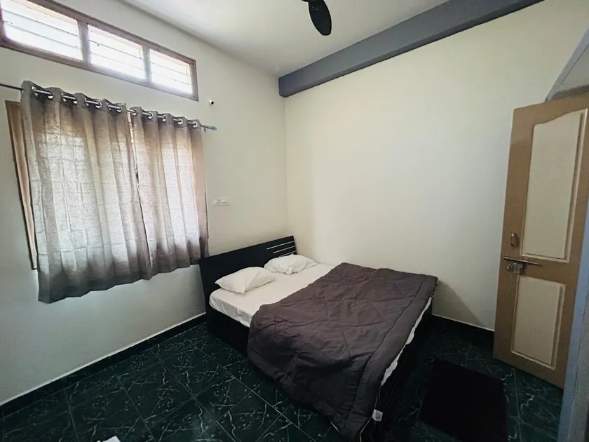 Spacious Family Home near Airport road Hubli - Image 1