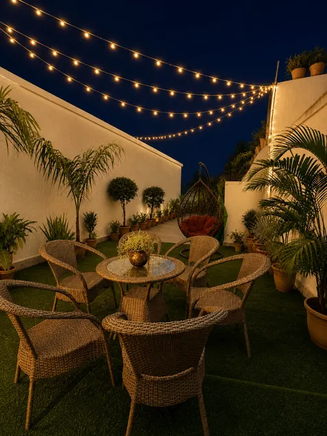 Spacious 3BHK with Private Terrace - Image 1